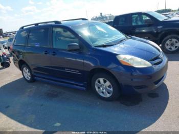  Salvage Toyota Sienna