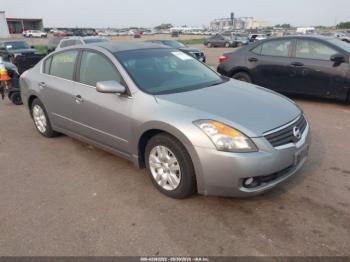  Salvage Nissan Altima