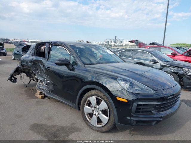  Salvage Porsche Cayenne