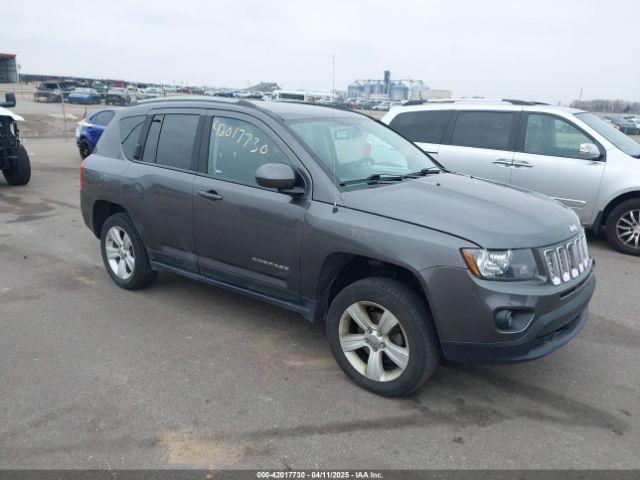  Salvage Jeep Compass