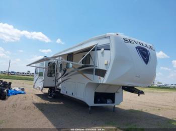  Salvage Sevt Trailer