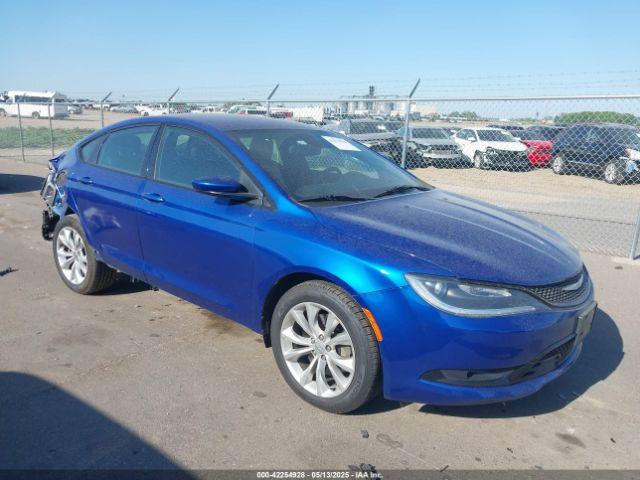  Salvage Chrysler 200
