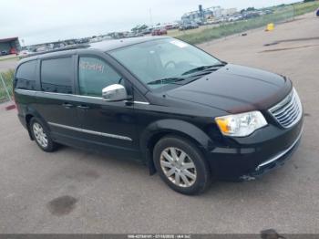  Salvage Chrysler Town & Country