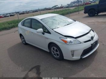  Salvage Toyota Prius