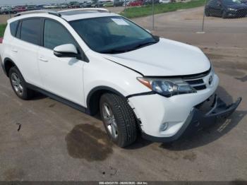  Salvage Toyota RAV4