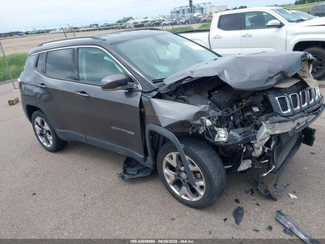  Salvage Jeep Compass