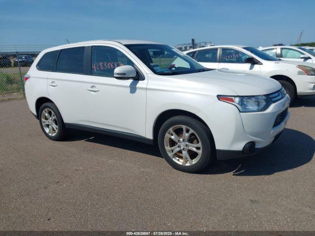  Salvage Mitsubishi Outlander