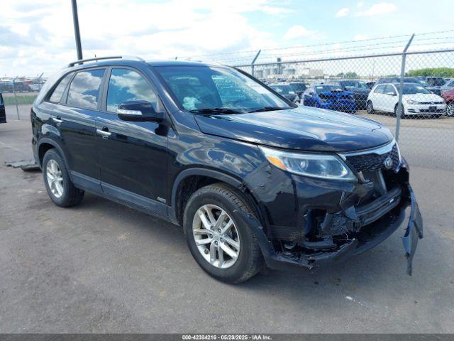  Salvage Kia Sorento
