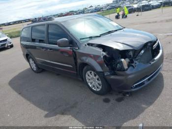  Salvage Chrysler Town & Country