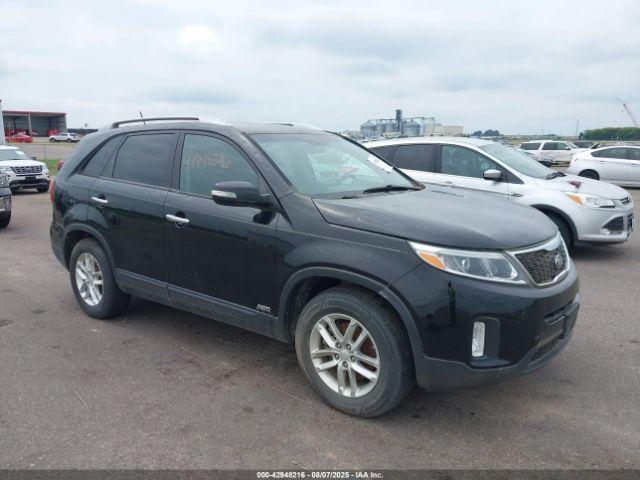  Salvage Kia Sorento