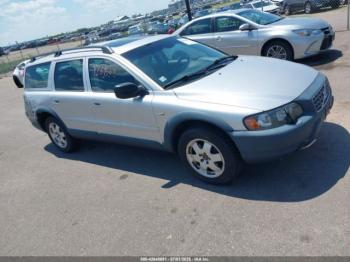  Salvage Volvo XC70