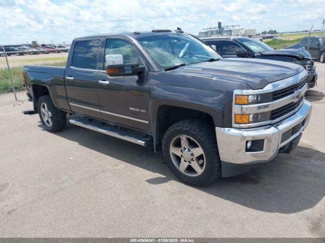  Salvage Chevrolet Silverado 2500