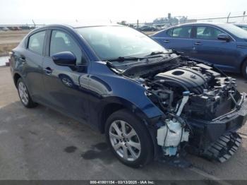  Salvage Toyota Yaris