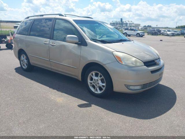  Salvage Toyota Sienna