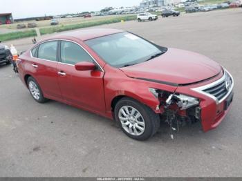  Salvage Nissan Altima