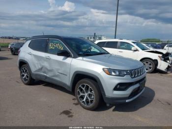 Salvage Jeep Compass