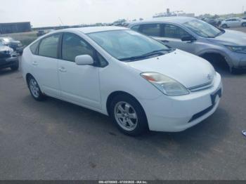  Salvage Toyota Prius
