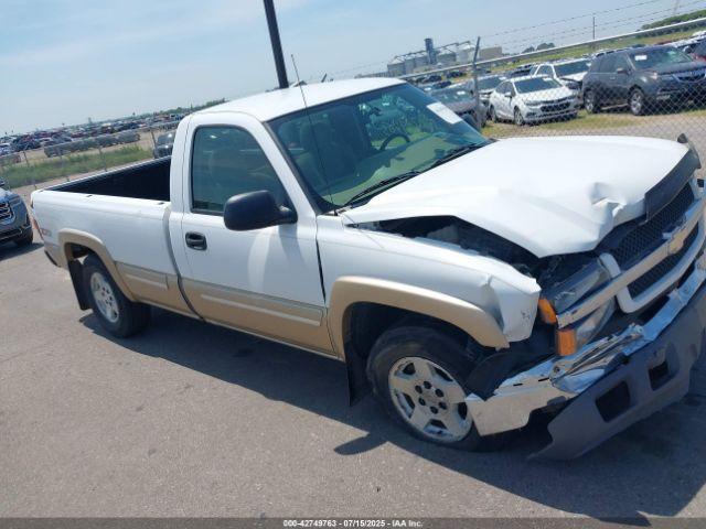  Salvage Chevrolet Silverado 1500
