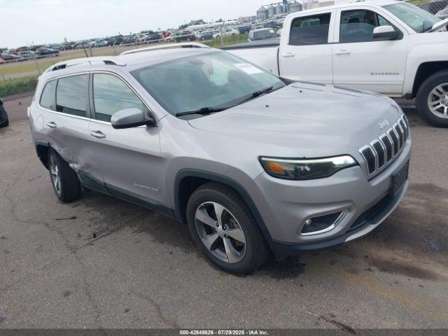  Salvage Jeep Cherokee