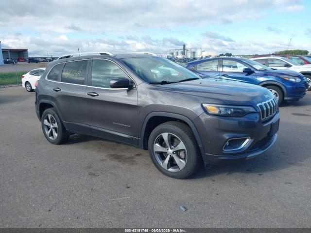  Salvage Jeep Cherokee