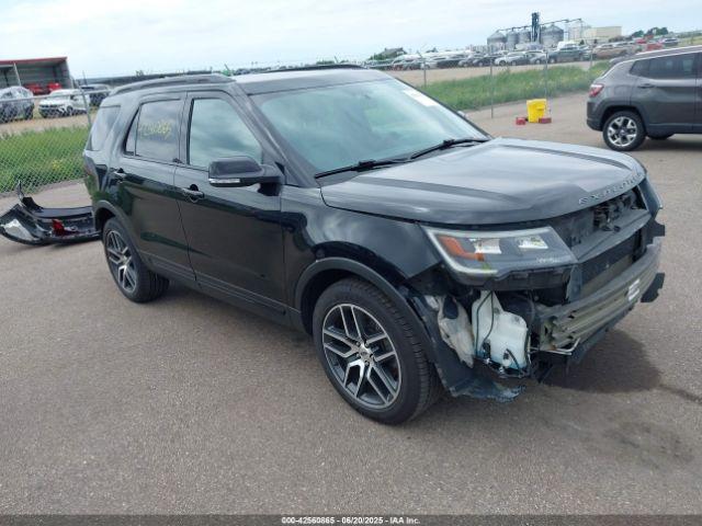  Salvage Ford Explorer