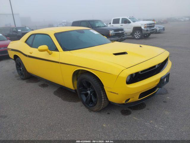  Salvage Dodge Challenger