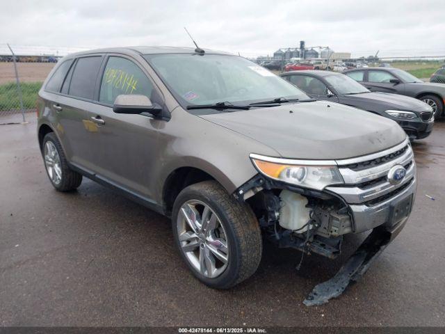  Salvage Ford Edge