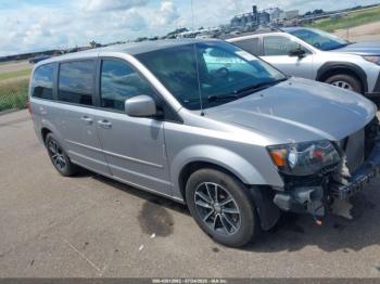  Salvage Dodge Grand Caravan