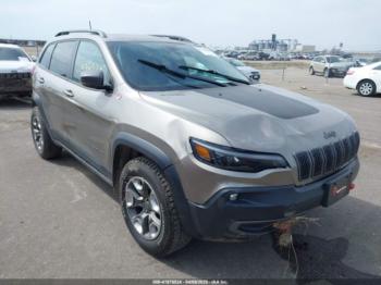  Salvage Jeep Cherokee