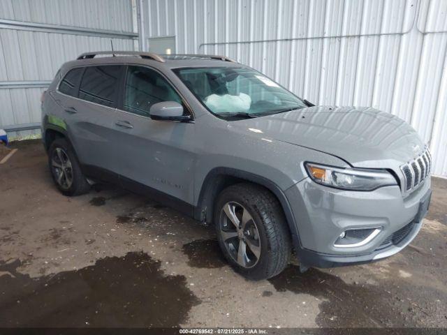  Salvage Jeep Cherokee