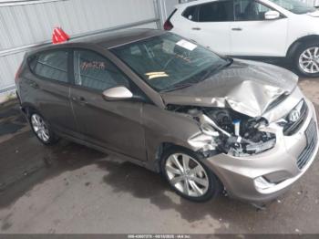  Salvage Hyundai ACCENT