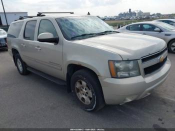  Salvage Chevrolet Suburban 1500