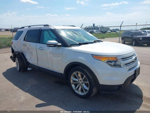  Salvage Ford Explorer