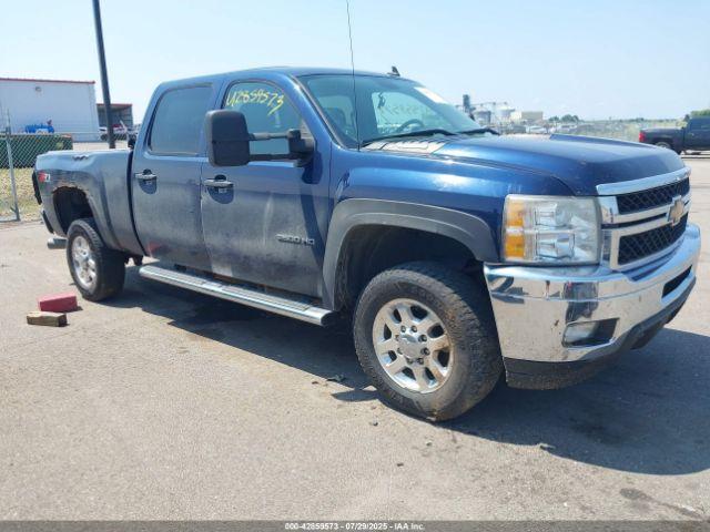  Salvage Chevrolet Silverado 2500