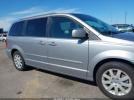 Chrysler Town & Country Touring Image 9