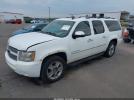 Chevrolet Suburban 1500 Ltz Image 4