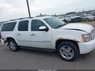 Chevrolet Suburban 1500 Ltz Image 15