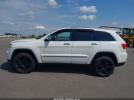 Jeep Grand Cherokee Overland Image 16