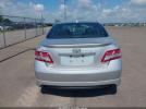 Toyota Camry Se Image 16