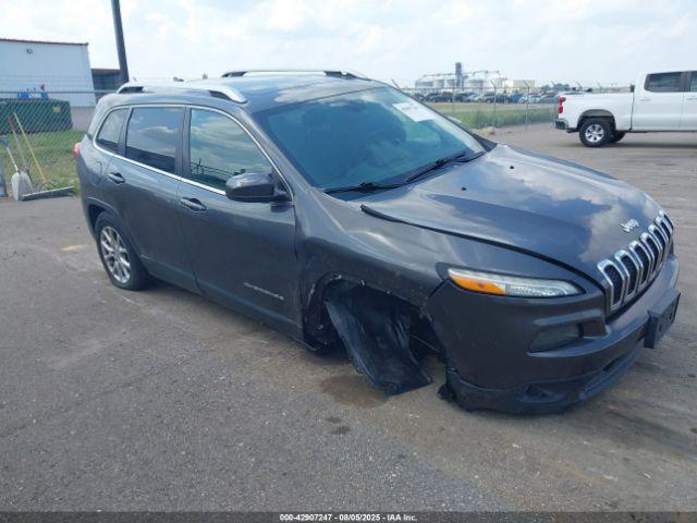  Salvage Jeep Cherokee