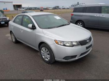  Salvage Kia Forte