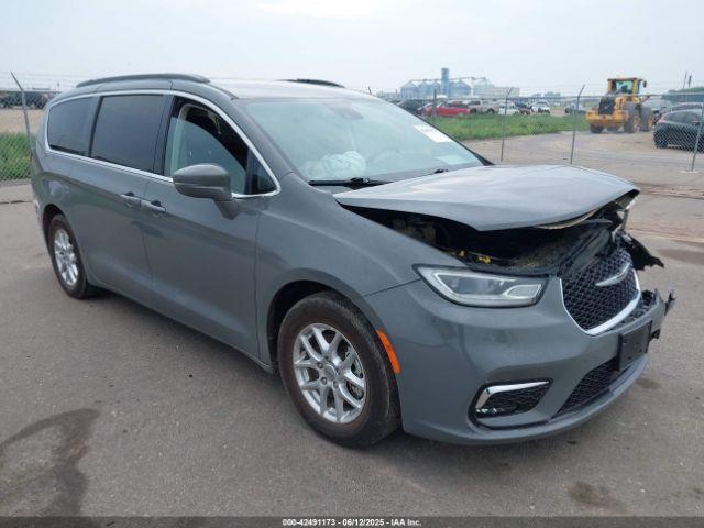  Salvage Chrysler Pacifica