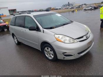  Salvage Toyota Sienna