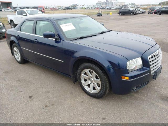  Salvage Chrysler 300