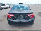 Toyota Camry Le Image 10