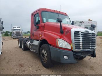  Salvage Freightliner Cascadia 125