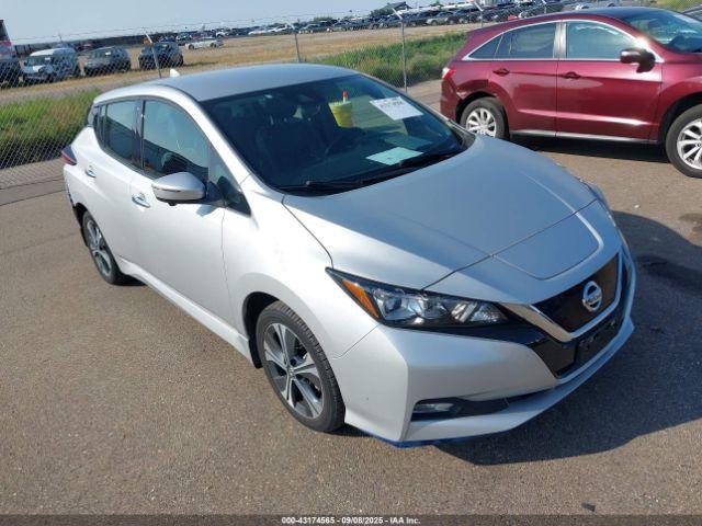  Salvage Nissan LEAF