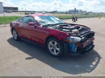  Salvage Ford Mustang