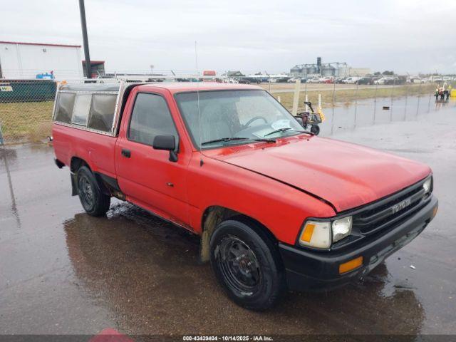  Salvage Toyota Pickup