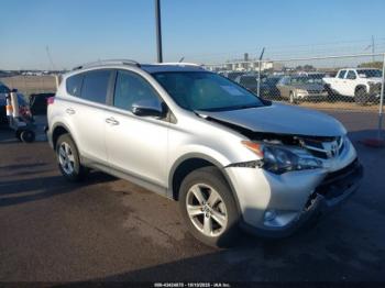  Salvage Toyota RAV4